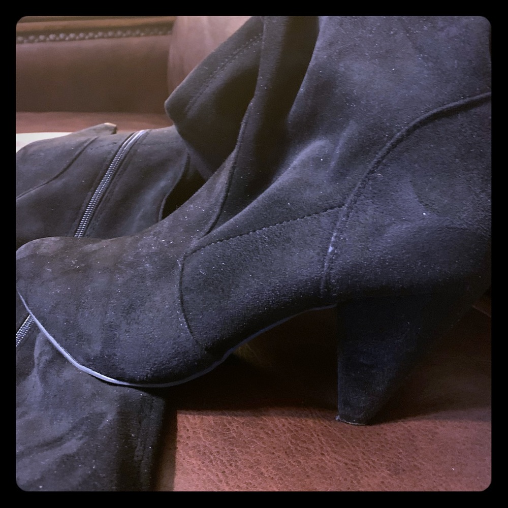 Over the Knee boot